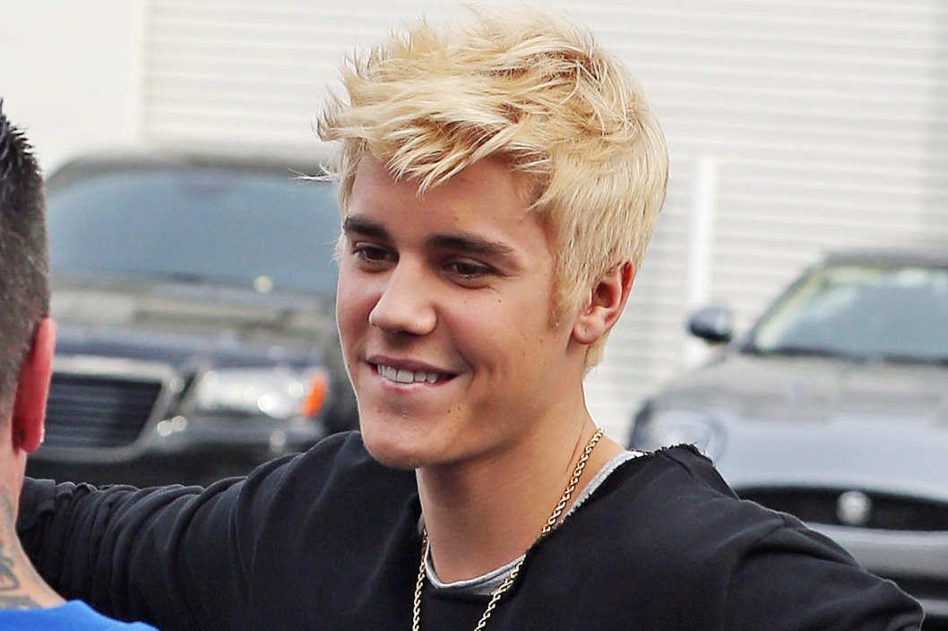 08-justin-bieber-platinum-blonde.w529.h352.2x